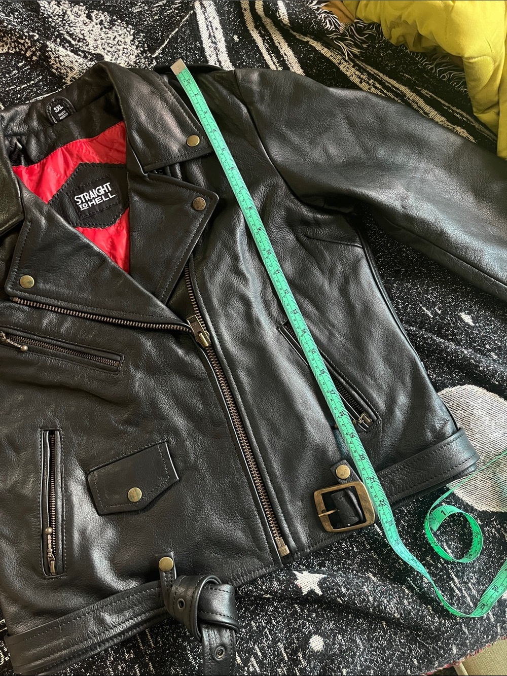 Leather jacket - Picture 10 of 10